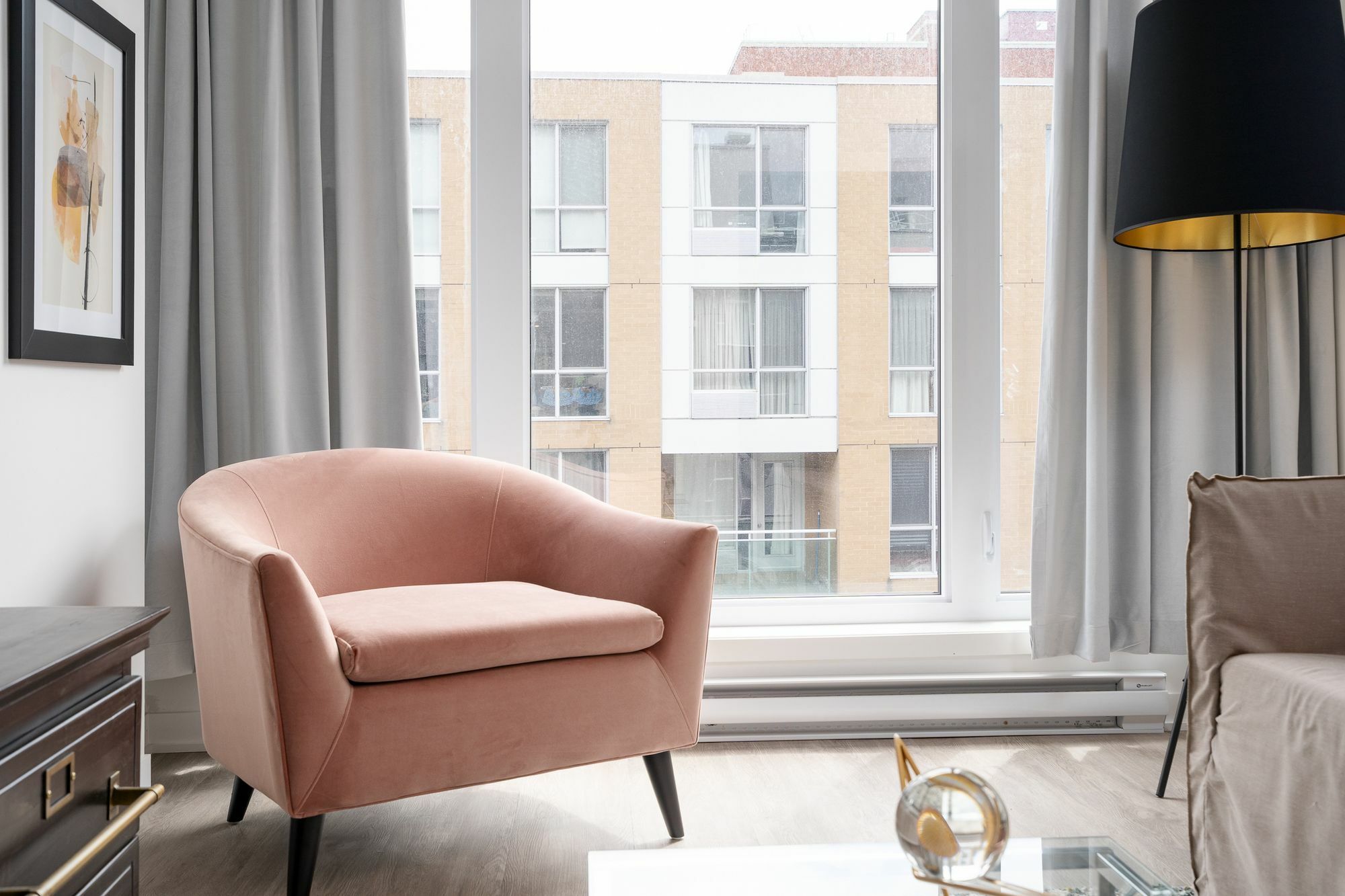 Appartement Charming 1br In Quartier Des Spectacles By Sonder *